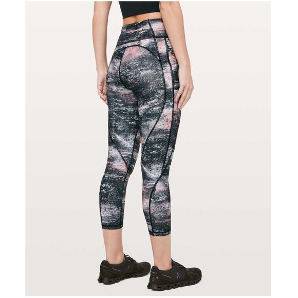 lululemon athletica Black and Pink Leggings - Picture 4 of 8